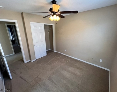4761 Burgess Park Court - Photo Thumbnail 13