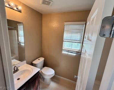 4761 Burgess Park Court - Photo Thumbnail 11