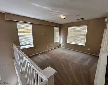 4761 Burgess Park Court - Photo Thumbnail 5