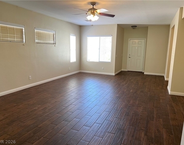 3188 Robins Creek Place - Photo Thumbnail 1