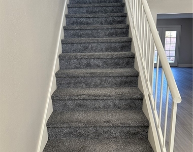 126 Elegante Way - Photo Thumbnail 1