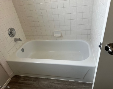 126 Elegante Way - Photo Thumbnail 20