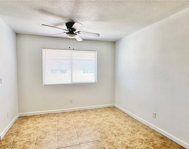 2920 Siki Court - Photo Thumbnail 9