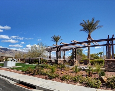 8852 Regatta Bay Place - Photo Thumbnail 9