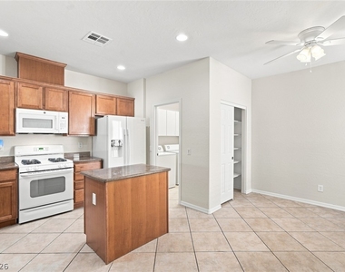 8852 Regatta Bay Place - Photo Thumbnail 27