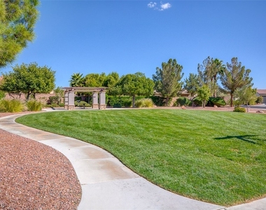 8852 Regatta Bay Place - Photo Thumbnail 6