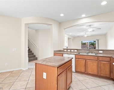 8852 Regatta Bay Place - Photo Thumbnail 31