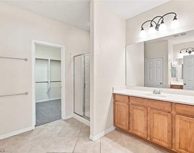 8852 Regatta Bay Place - Photo Thumbnail 41