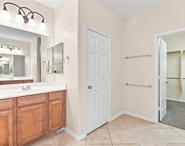 8852 Regatta Bay Place - Photo Thumbnail 42