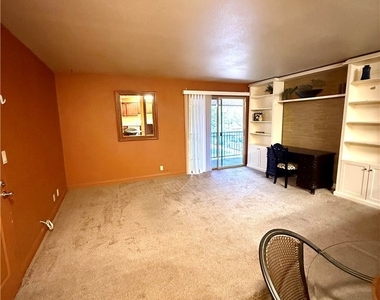 5041 River Glen Drive - Photo Thumbnail 4