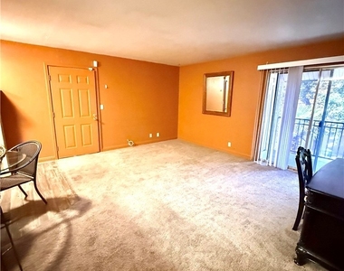 5041 River Glen Drive - Photo Thumbnail 3