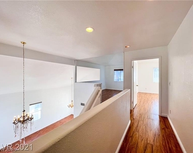 3553 Lazy Sun Lane - Photo Thumbnail 13