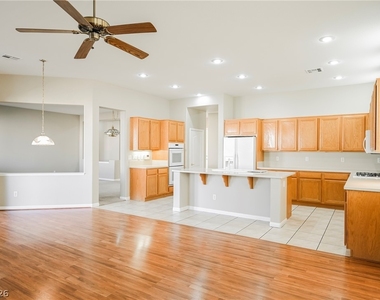 2716 Thomasville Avenue - Photo Thumbnail 9
