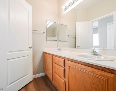 2716 Thomasville Avenue - Photo Thumbnail 32