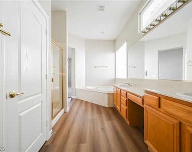 2716 Thomasville Avenue - Photo Thumbnail 25