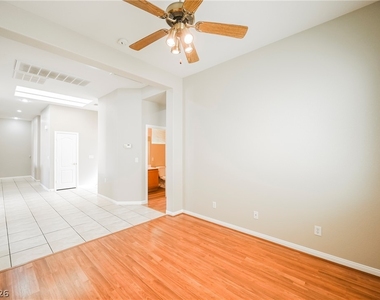 2716 Thomasville Avenue - Photo Thumbnail 16