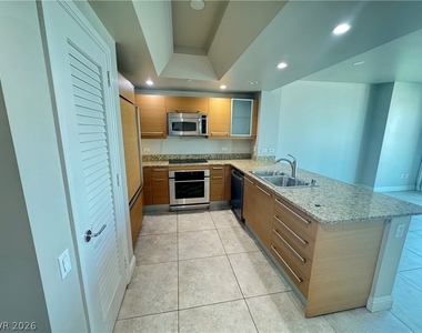 222 Karen Avenue - Photo Thumbnail 2