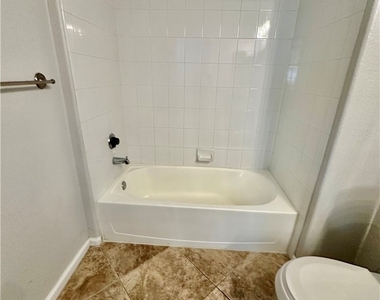 10217 King Henry Avenue - Photo Thumbnail 14