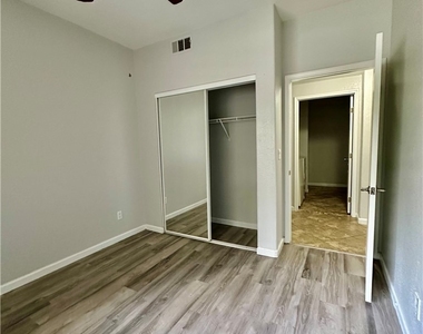 10217 King Henry Avenue - Photo Thumbnail 18
