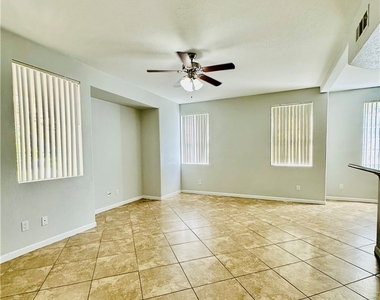 10217 King Henry Avenue - Photo Thumbnail 7