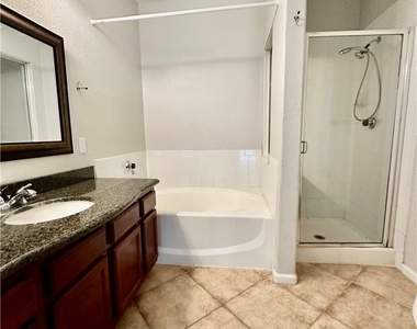 10217 King Henry Avenue - Photo Thumbnail 10