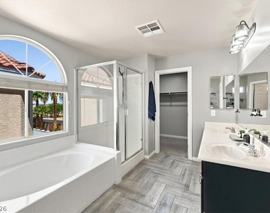 9466 Marshall Creek Street - Photo Thumbnail 10