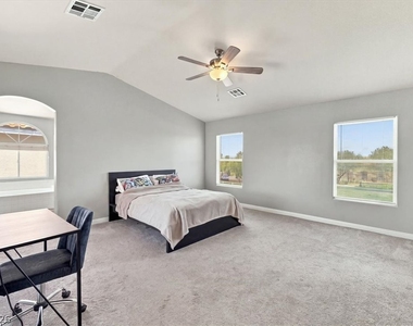 9466 Marshall Creek Street - Photo Thumbnail 9