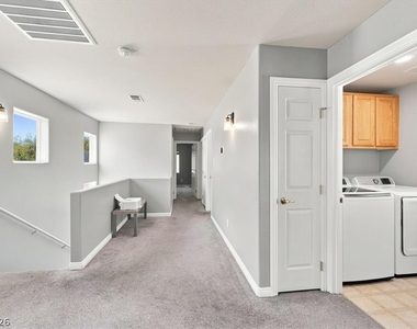9466 Marshall Creek Street - Photo Thumbnail 17