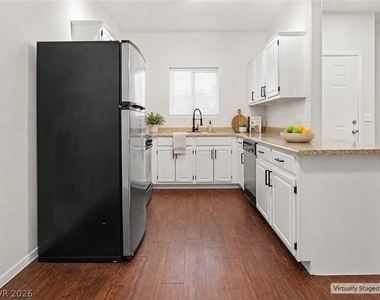 5655 E Sahara Avenue - Photo Thumbnail 1