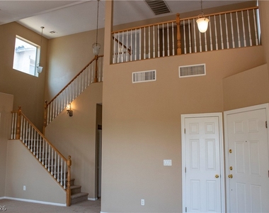 9557 Gibbon Avenue - Photo Thumbnail 12