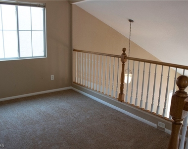 9557 Gibbon Avenue - Photo Thumbnail 14