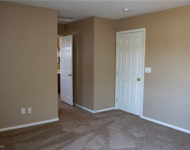 9557 Gibbon Avenue - Photo Thumbnail 16