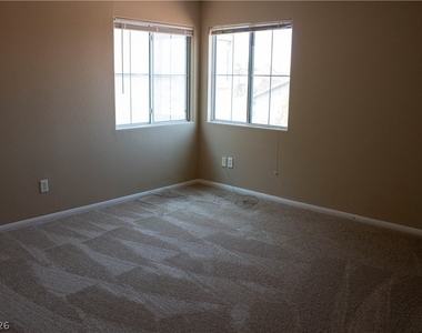 9557 Gibbon Avenue - Photo Thumbnail 15
