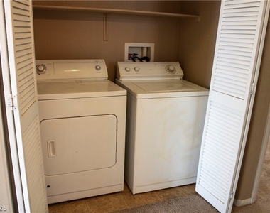 9557 Gibbon Avenue - Photo Thumbnail 11