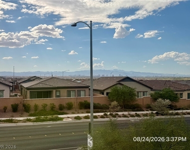 859 Nova Heights Street - Photo Thumbnail 13
