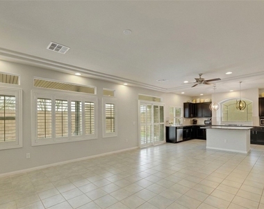 8176 Duncan Peak Court - Photo Thumbnail 12