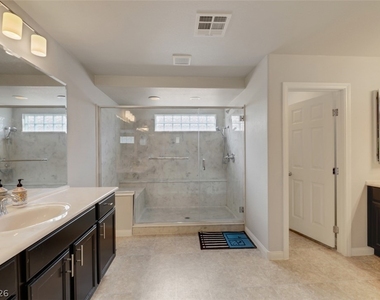 8176 Duncan Peak Court - Photo Thumbnail 23