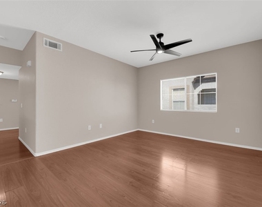 3400 Cabana Drive - Photo Thumbnail 11