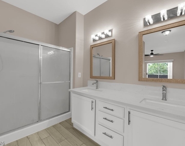 3400 Cabana Drive - Photo Thumbnail 18