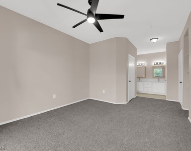 3400 Cabana Drive - Photo Thumbnail 12