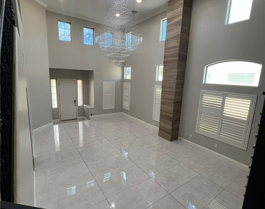 5936 Moon Garden Street - Photo Thumbnail 16
