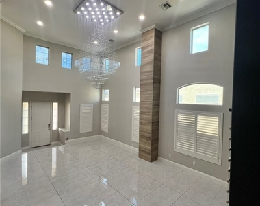 5936 Moon Garden Street - Photo Thumbnail 17