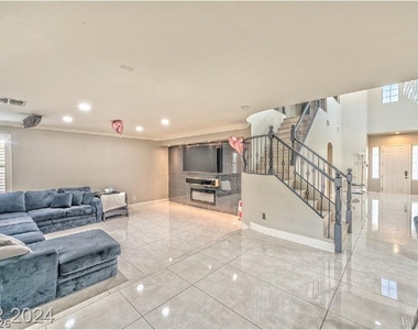 5936 Moon Garden Street - Photo Thumbnail 3