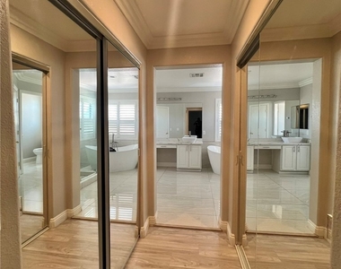 5936 Moon Garden Street - Photo Thumbnail 19