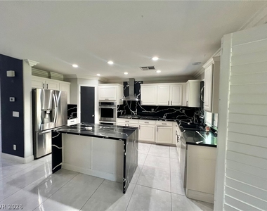 5936 Moon Garden Street - Photo Thumbnail 13