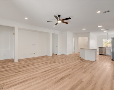 3249 Robins Creek Place - Photo Thumbnail 19