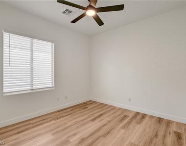 3249 Robins Creek Place - Photo Thumbnail 24