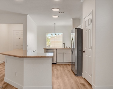 3249 Robins Creek Place - Photo Thumbnail 7