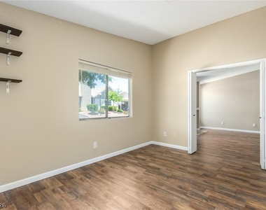 616 Jonathan Glen Way - Photo Thumbnail 21