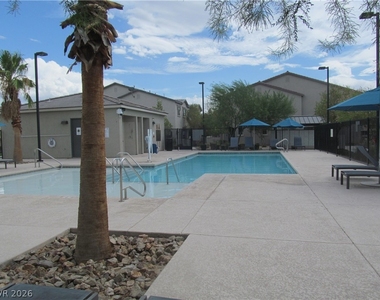 823 Grand Country Avenue - Photo Thumbnail 34